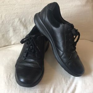 Clarks Unstructured Black Shoes Womens sz 8